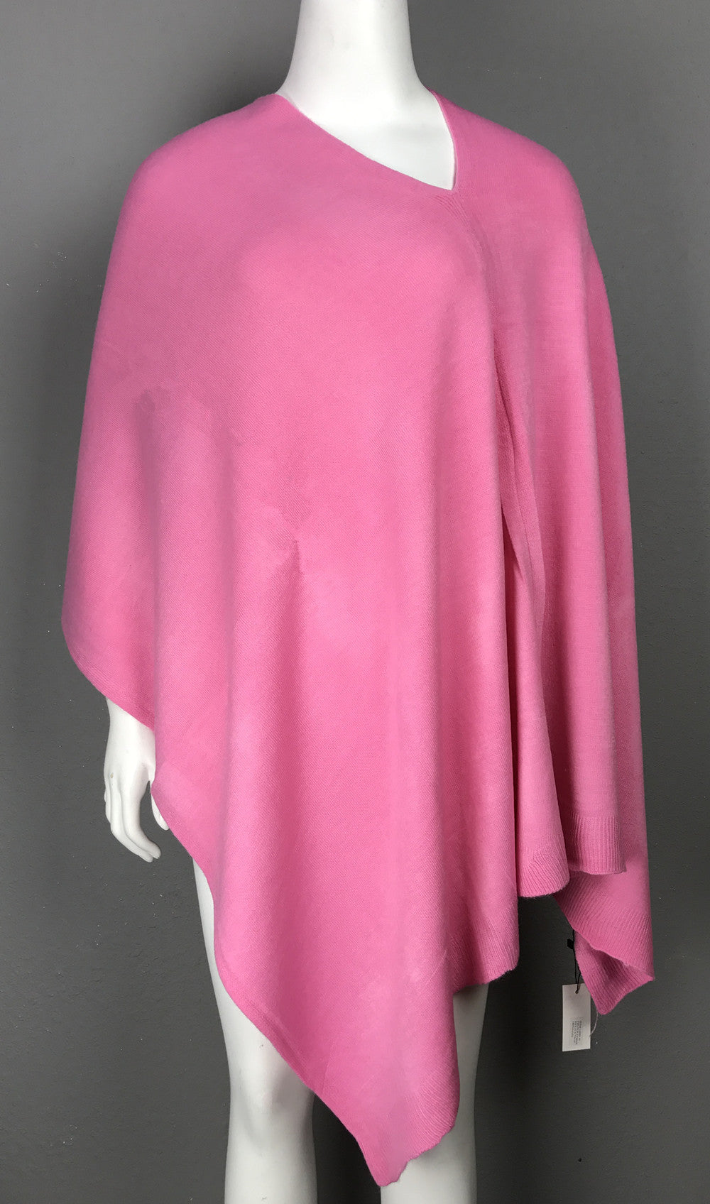 LADIES PONCHO – PINK HUES